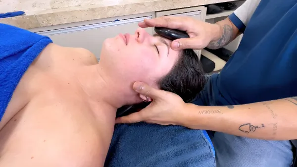 Toshiro Pedras Quentes Cabeça